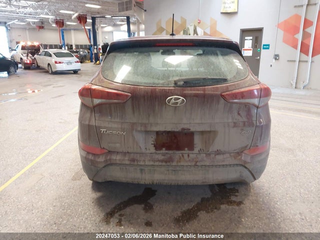 KM8J2CA46HU574863 Hyundai Tucson