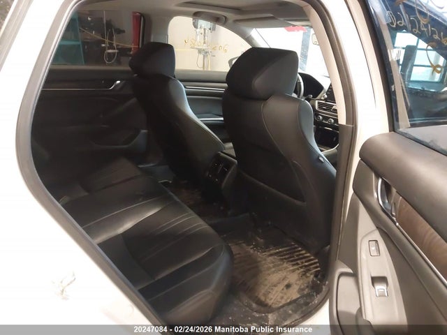 1HGCV1F99JA808452 Honda Accord Touring