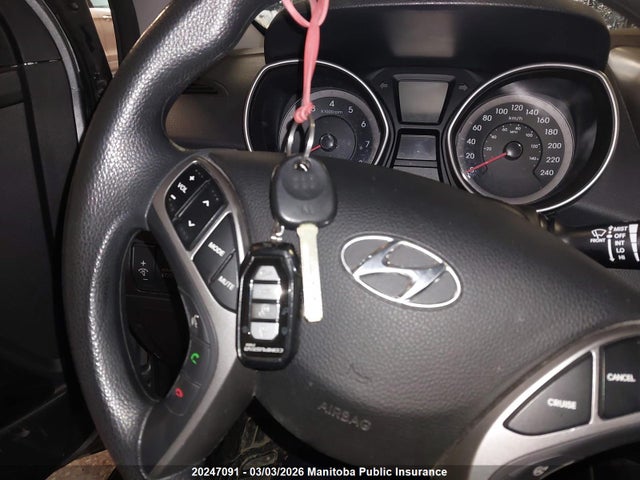 KMHD25LHXGU278428 Hyundai Elantra Gt Gl