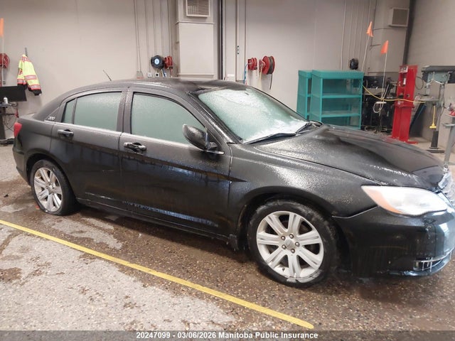 Продажа на аукционе авто 2013 Chrysler 200 Touring, vin: 1C3CCBBB7DN611641, номер лота: 20247099