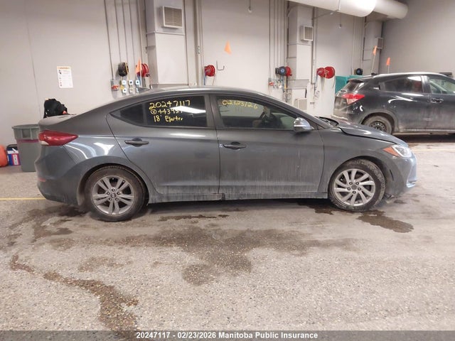 KMHD84LF9JU443951 Hyundai ELANTRA GL