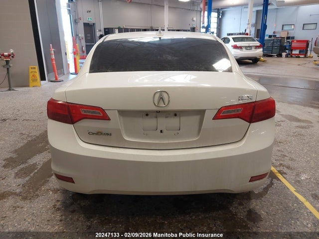Acura ILX 2014 19VDE1F76EE400939 Image 16