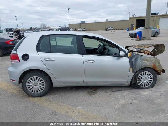 20247164 :رقم المزاد ، WVWDA7AJ2BW217371 vin ، 2011 Volkswagen Golf 2.5 مزاد بيع