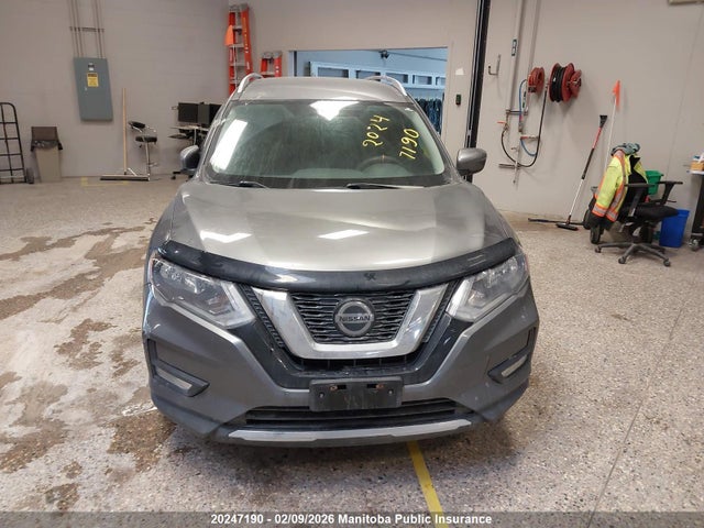 5N1AT2MV2JC766496 Nissan Rogue Midnight
