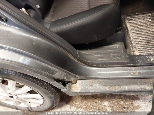 5N1AT2MV2JC766496 Nissan Rogue Midnight