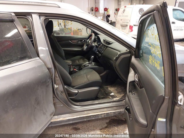 5N1AT2MV2JC766496 Nissan Rogue Midnight