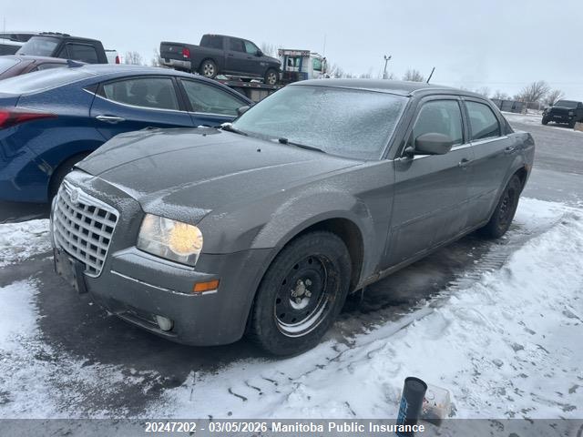 2008 Chrysler 300 Touring მანქანა იყიდება აუქციონზე, vin: 2C3KA53G88H252733, აუქციონის ნომერი: 20247202