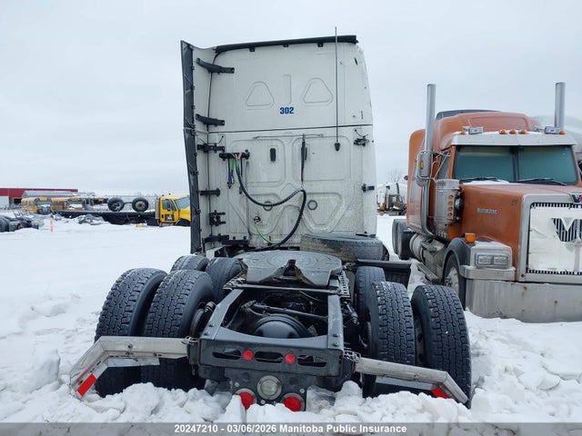 3AKJHHDR9RSUU8234 Freightliner Cascadia 126