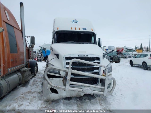 3AKJHHDR9RSUU8234 Freightliner Cascadia 126