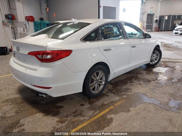 5NPE24AF2HH444599 Hyundai SONATA GL