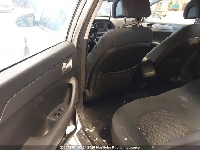 5NPE24AF2HH444599 Hyundai SONATA GL