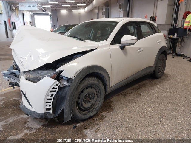 JM1DKFC7XM1512050 Mazda Cx-3 Gs