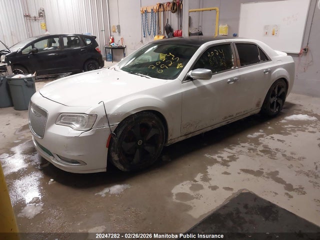 Chrysler 300 Limited 2016 2C3CCAAG2GH189332 Image 2