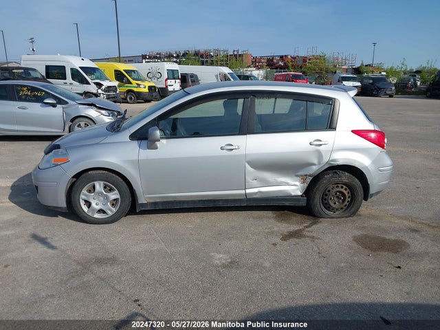 Продажа на аукционе авто 2011 Nissan Versa 1.8 Sl, vin: 3N1BC1CP5BL385224, номер лота: 20247320