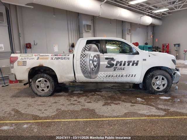 2008 Toyota Tundra Double Cab V8 მანქანა იყიდება აუქციონზე, vin: 5TBBT54158S459767, აუქციონის ნომერი: 20247411
