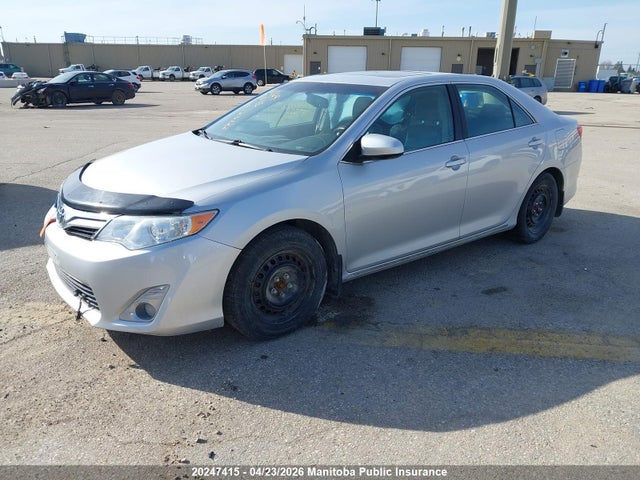 2013 Toyota Camry Xle მანქანა იყიდება აუქციონზე, vin: 4T1BF1FK0DU674066, აუქციონის ნომერი: 20247415