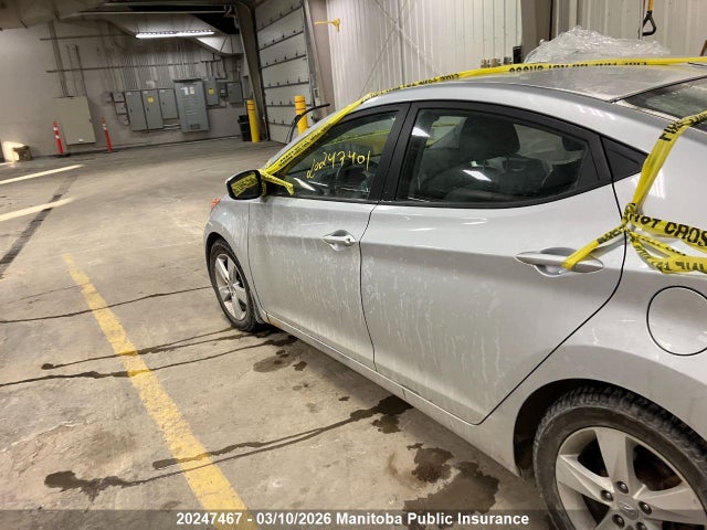 Продажа на аукционе авто 2013 Hyundai Elantra Gls, vin: 5NPDH4AE6DH215791, номер лота: 20247467