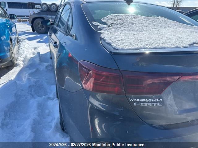 3KPF54AD8RE757561 KIA Forte Gt Line
