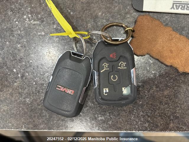 1GKS2GKC4JR142470 GMC Yukon Xl 1500 Slt
