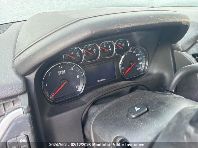 1GKS2GKC4JR142470 GMC Yukon Xl 1500 Slt
