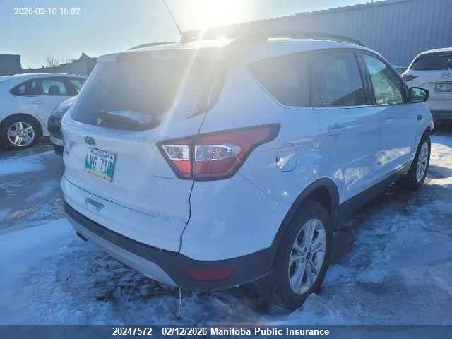 Ford ESCAPE SE 2018 1FMCU9GD1JUC50609 Image 4
