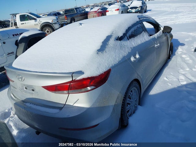 KMHD84LF2HU190384 Hyundai ELANTRA SE