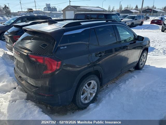 3GKALTEV9LL129996 GMC Terrain Sle