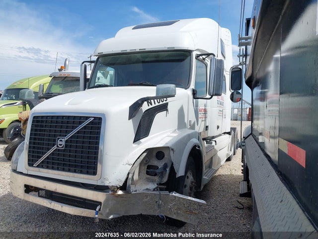 2011 Volvo Vnx მანქანა იყიდება აუქციონზე, vin: 4V4NC9EJ6BN295327, აუქციონის ნომერი: 20247635