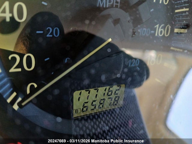 20247669 :رقم المزاد ، JNRDR09Y82W257245 vin ، 2002 Infiniti Qx4 مزاد بيع