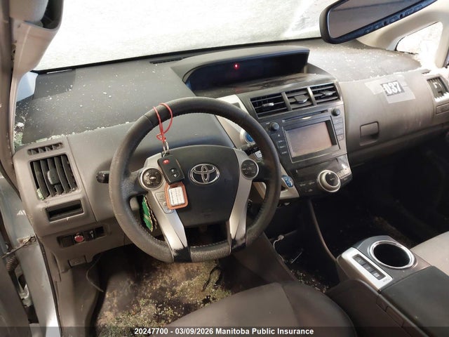 20247700 :رقم المزاد ، JTDZN3EU8C3167571 vin ، 2012 Toyota Prius V مزاد بيع