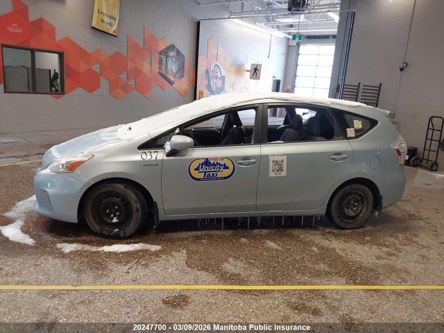 20247700 :رقم المزاد ، JTDZN3EU8C3167571 vin ، 2012 Toyota Prius V مزاد بيع