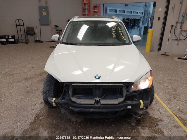 WBAVL1C51FVY39173 BMW X1 28i