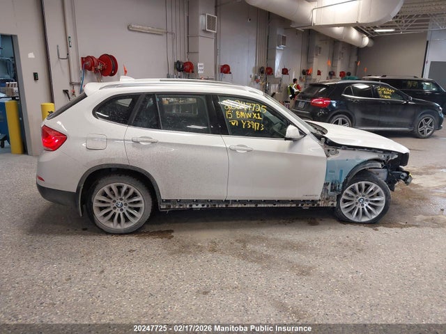 WBAVL1C51FVY39173 BMW X1 28i