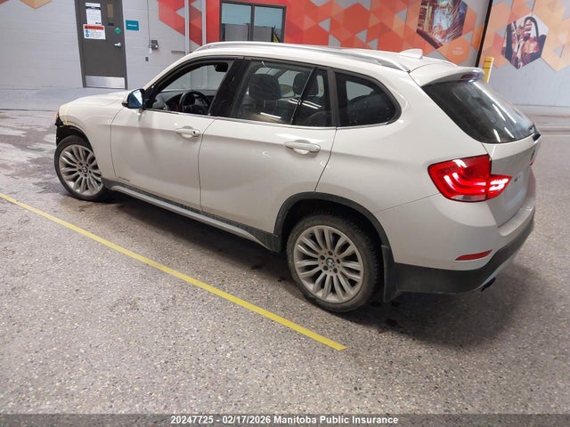 WBAVL1C51FVY39173 BMW X1 28i