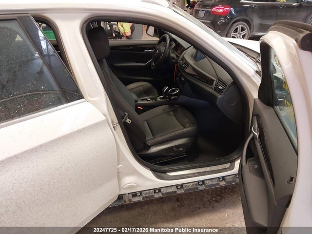 WBAVL1C51FVY39173 BMW X1 28i