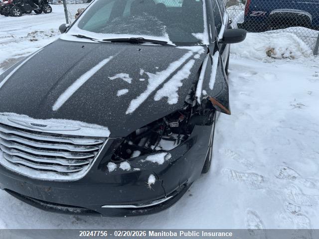 2014 Chrysler 200 Lx მანქანა იყიდება აუქციონზე, vin: 1C3CCBAB6EN131562, აუქციონის ნომერი: 20247756