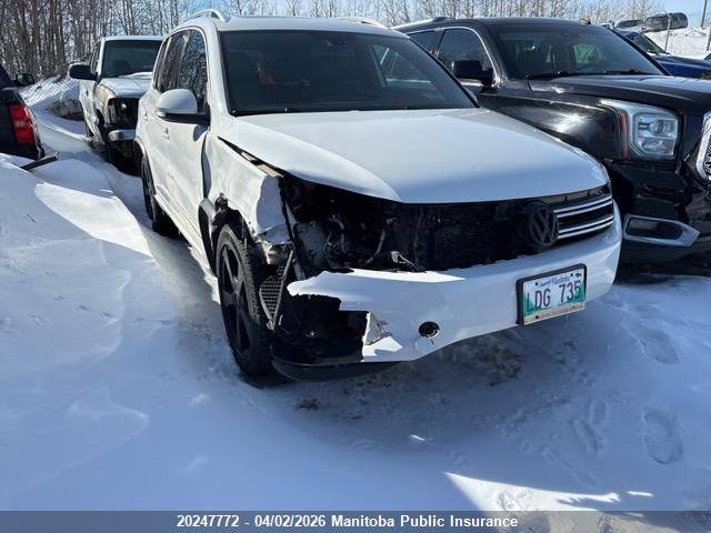 2013 Volkswagen Tiguan 2.0 Tsi მანქანა იყიდება აუქციონზე, vin: WVGJV7AX1DW008004, აუქციონის ნომერი: 20247772