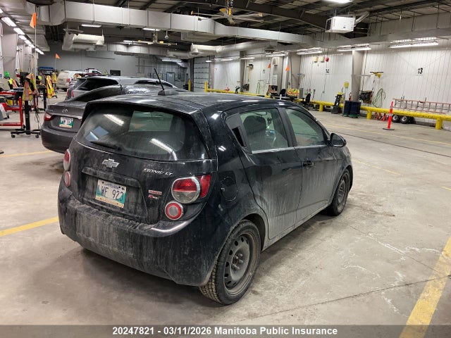 1G1JC6SB4G4130100 Chevrolet SONIC LT