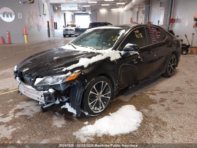 4T1B11HK5JU084999 Toyota CAMRY SE