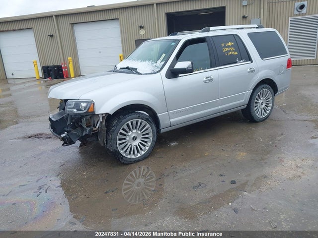 5LMJJ2JTXHEL07866 Lincoln Navigator Select