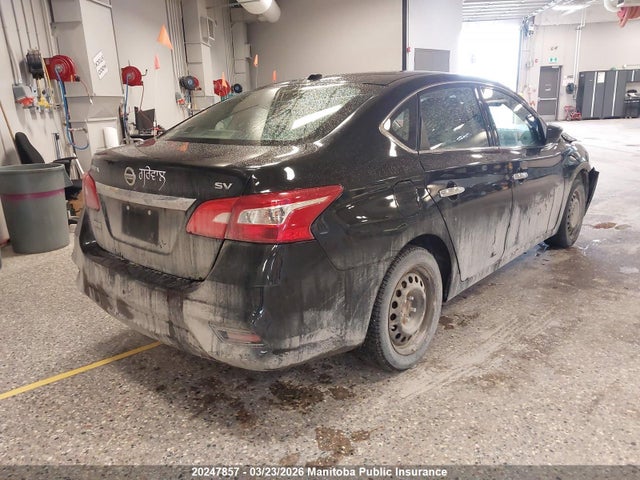 3N1AB7AP8JY311771 Nissan Sentra 1.8 Sv