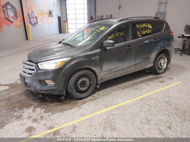 1FMCU9GD0JUA14212 Ford ESCAPE SE