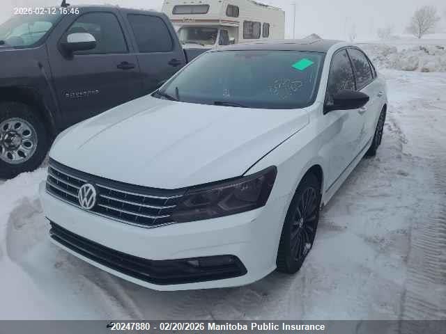 1VWBS7A3XGC029032 Volkswagen Passat 1.8 Tsi