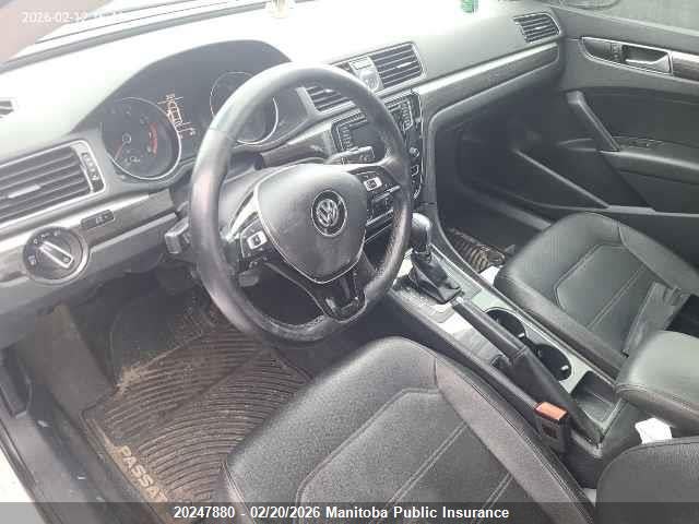 1VWBS7A3XGC029032 Volkswagen Passat 1.8 Tsi