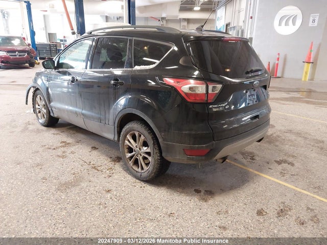1FMCU9GD4JUD24380 Ford ESCAPE SE