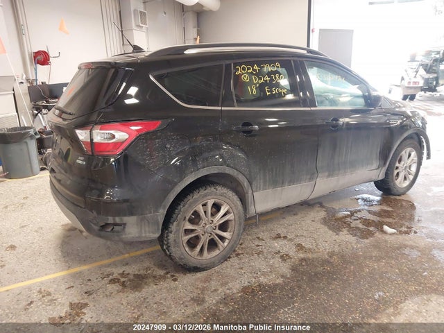 1FMCU9GD4JUD24380 Ford ESCAPE SE