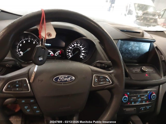 1FMCU9GD4JUD24380 Ford ESCAPE SE
