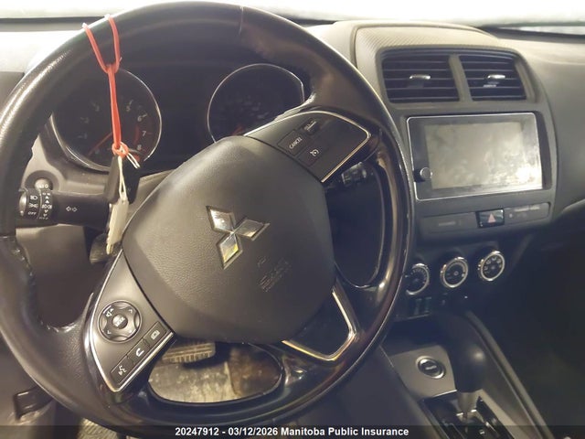 JA4AJ3AU5JZ603733 Mitsubishi RVR SE