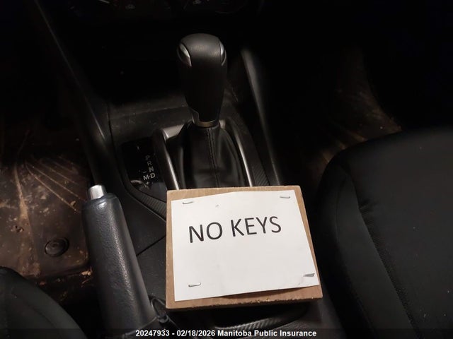 3MZBM1U76FM221664 Mazda Mazda3 Gx Sky