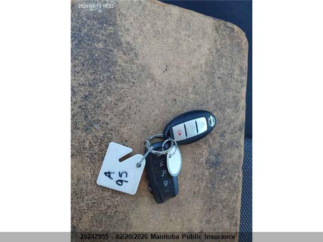 Nissan Pathfinder 2017 5N1DR2MM8HC698055 Image 11